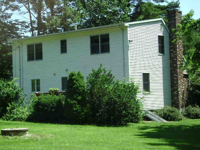 Building photograph for 171 WOOD CREEK RD